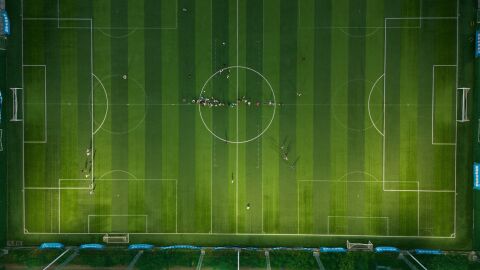 Imagen de archivo de un campo de fútbol 