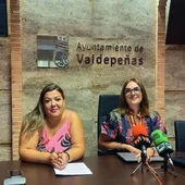 Rosario Porras y Cándida Tercero, concejalas del PP (De izda a dcha) Rosario Porras y Cándida Tercero, concejalas del PP (De izda a dcha)