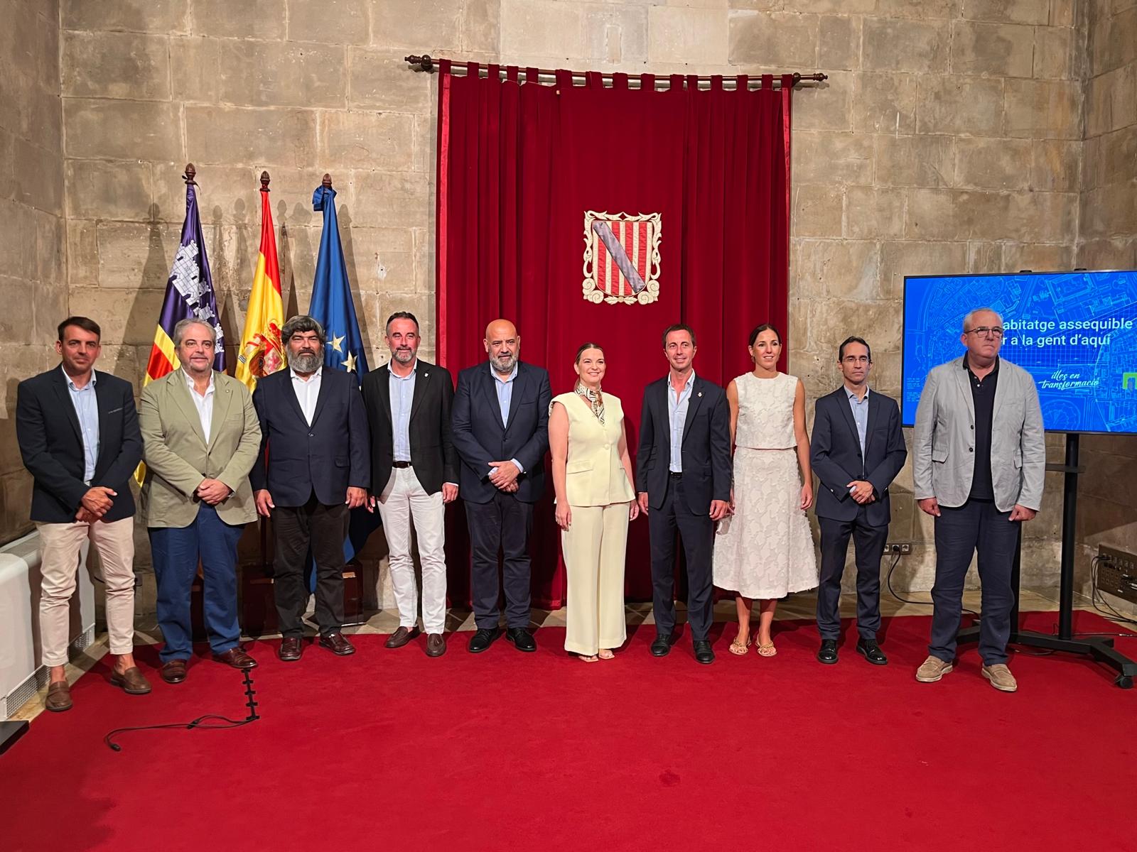 El Govern construirá 323 viviendas públicas en Palma para personas con 15 años de residencia legal El Govern construirá 323 viviendas públicas en Palma para personas con 15 años de residencia legal