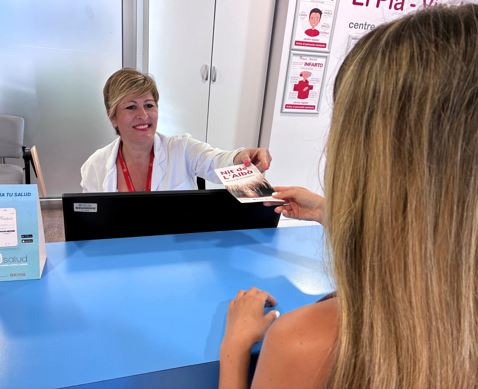 Los Hospitales General Universitario de Elche y Universitario del Vinalopó se unen en una campaña para prevenir quemaduras durante la Nit de l’Albà Los Hospitales General Universitario de Elche y Universitario del Vinalopó se unen en una campaña para prevenir quemaduras durante la Nit de l’Albà