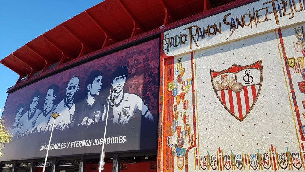 Vista de los exteriores del estadio Ramón Sánchez-Pizjuán, del Sevilla FC.