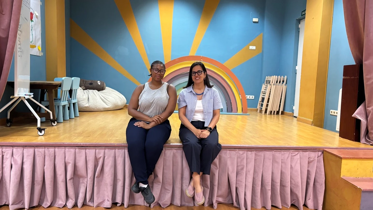 Angie Suleyda Norales y Beatriz Sigüenza en la Fundación Balia Angie Suleyda Norales y Beatriz Sigüenza en la Fundación Balia