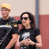 La ministra de Defensa, Margarita Robles, en la Base Aérea de Zaragoza.