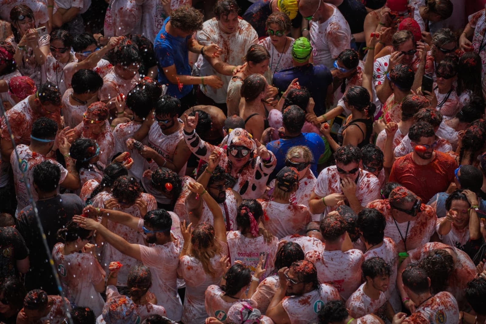 El calendario de fiestas de agosto: de la Virgen Blanca a La Paloma, sin perderse ni una El calendario de fiestas de agosto: de la Virgen Blanca a La Paloma, sin perderse ni una
