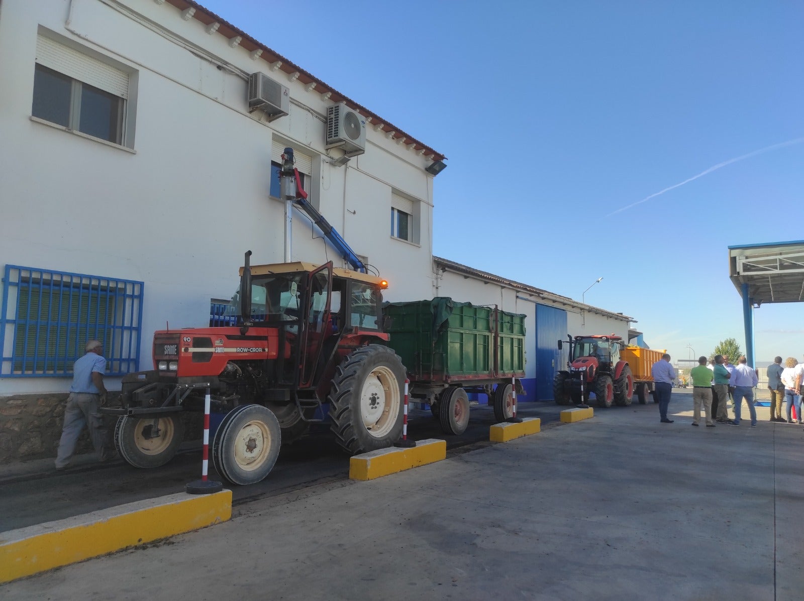 Las cooperativas vinícolas de la zona inician la recolección temprana de uvas Las cooperativas vinícolas de la zona inician la recolección temprana de uvas