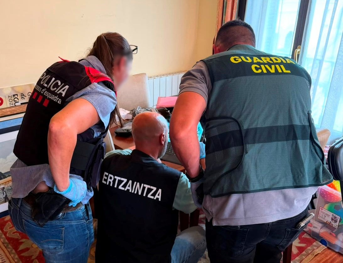 Detenido en Gipuzkoa un menor considerado el referente en España de la extremista Red 764 Detenido en Gipuzkoa un menor considerado el referente en España de la extremista Red 764
