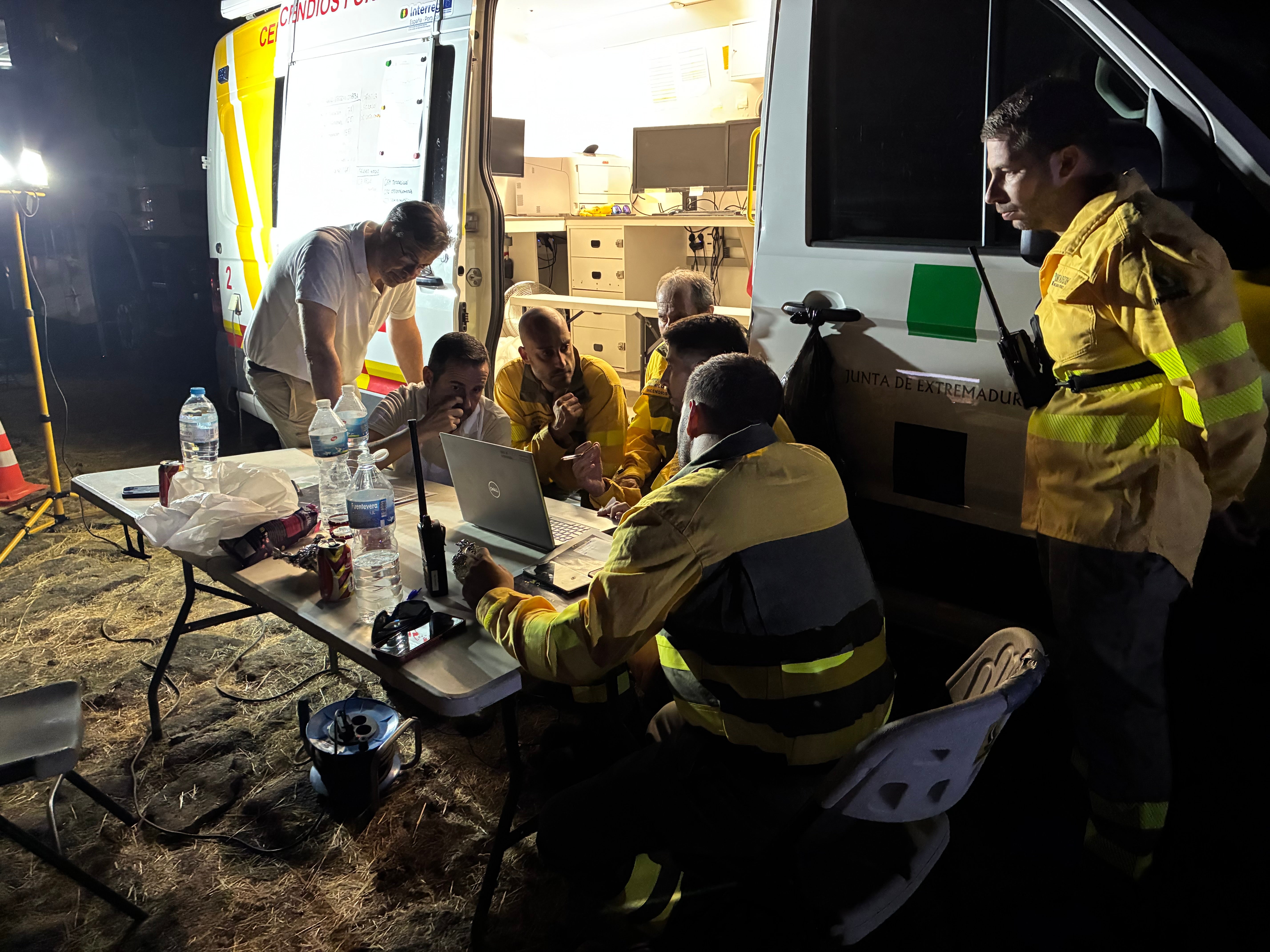 El Infoex intervenía en 14 incendios forestales durante la última semana que han afectado a más de 2.100 hectáreas El Infoex intervenía en 14 incendios forestales durante la última semana que han afectado a más de 2.100 hectáreas
