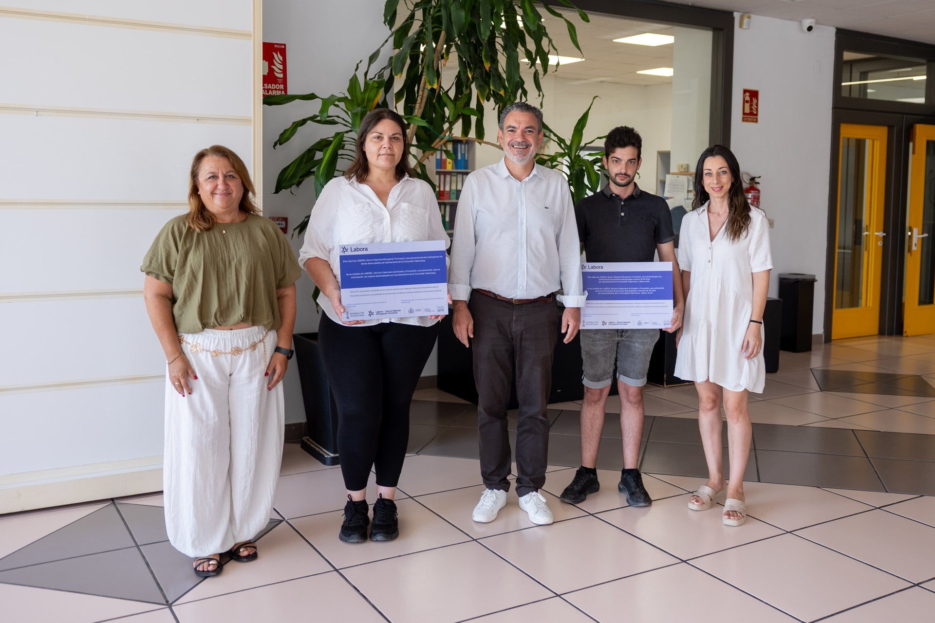 L'Alfàs incorpora a dos trabajadores gracias a los programas EMCORP y EMDONA L'Alfàs incorpora a dos trabajadores gracias a los programas EMCORP y EMDONA
