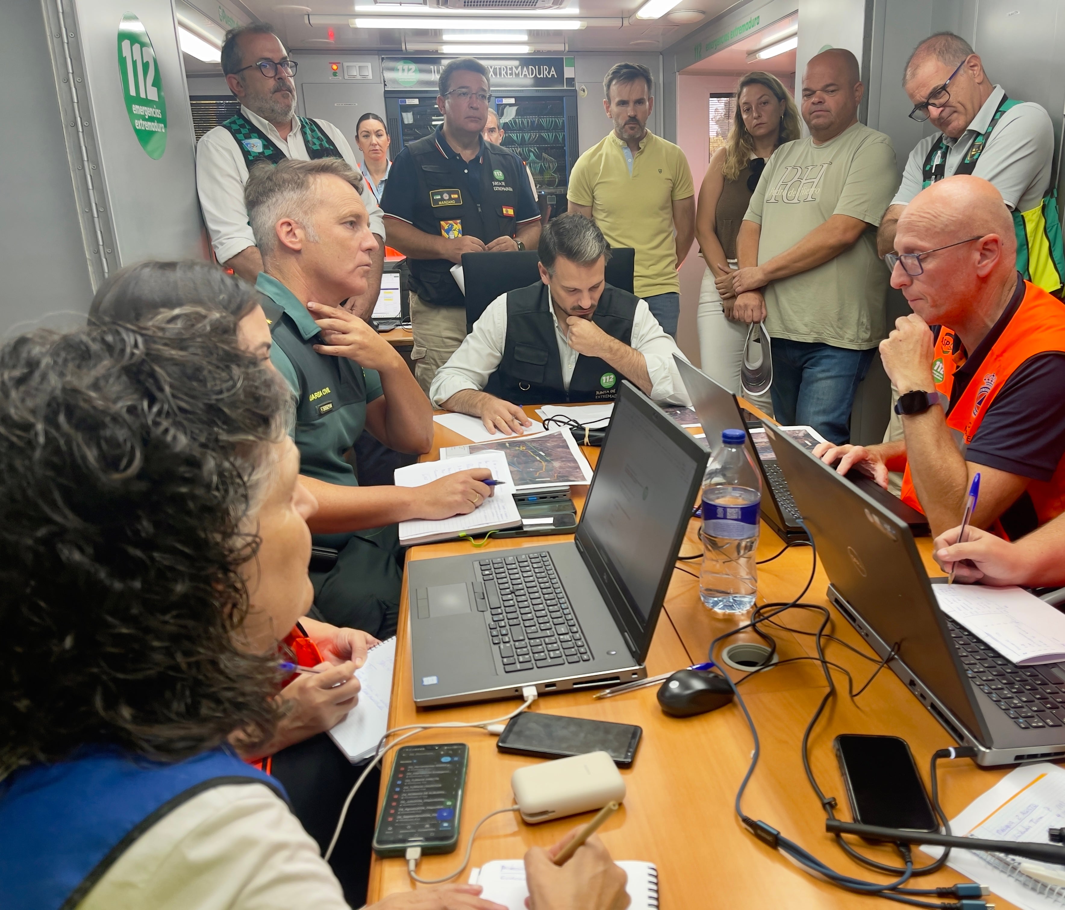 Estabilizado al 100% el IF de Casas de Millán, sin restricciones ya para la población, vías abiertas y se desactiva el INFOCAEX Estabilizado al 100% el IF de Casas de Millán, sin restricciones ya para la población, vías abiertas y se desactiva el INFOCAEX