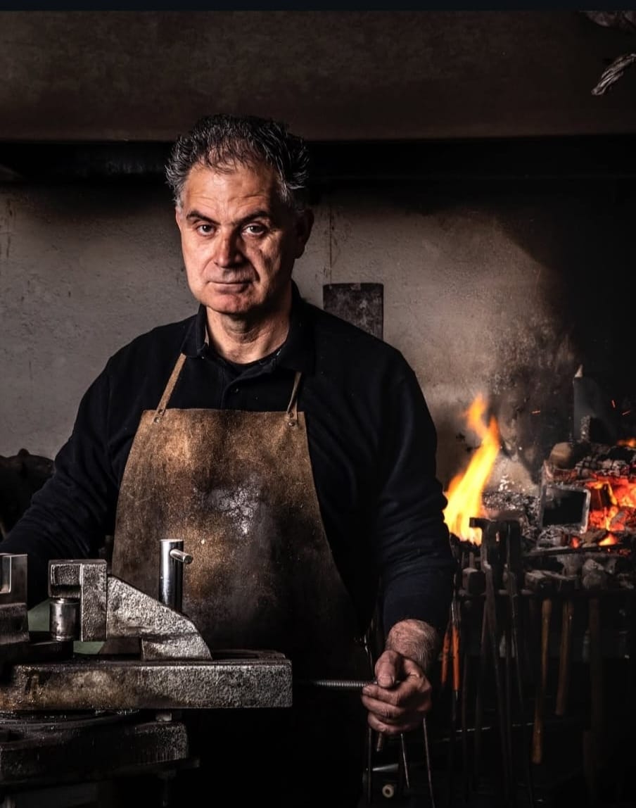 El romanero Manuel Jaén Peña, el último fabricante de balanzas romanas episode artwork