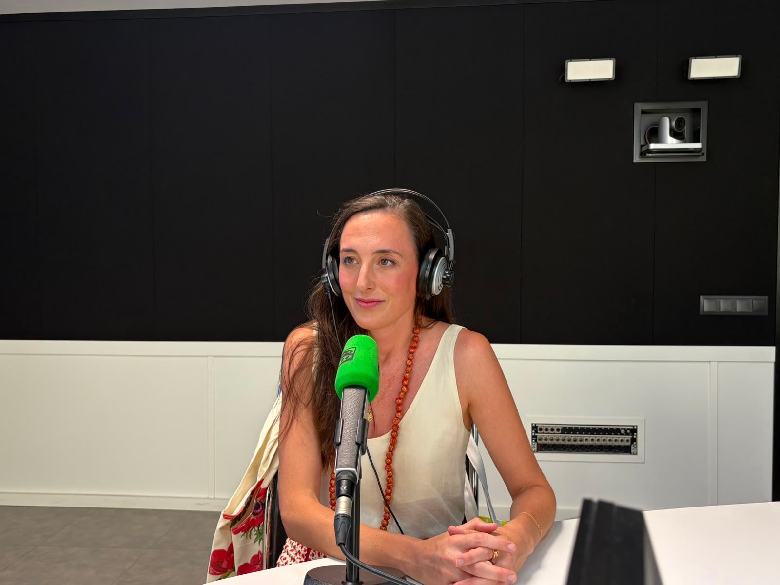 Desmuntant mites sobre medicaments: els farmacèutics alerten del perill de l'autodiagnòstic a les xarxes Desmuntant mites sobre medicaments: els farmacèutics alerten del perill de l'autodiagnòstic a les xarxes