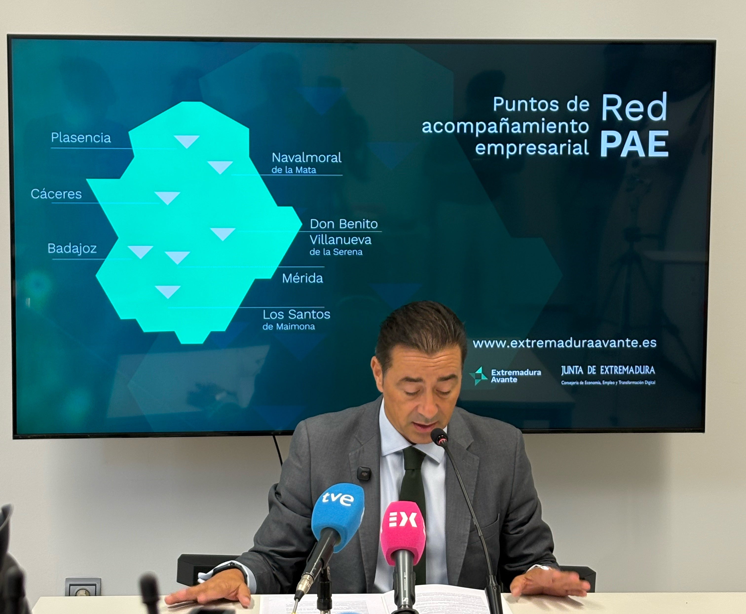 La Junta de Extremadura supera los 50.000 asesoramientos empresariales desde 2024 a través de los PAE La Junta de Extremadura supera los 50.000 asesoramientos empresariales desde 2024 a través de los PAE