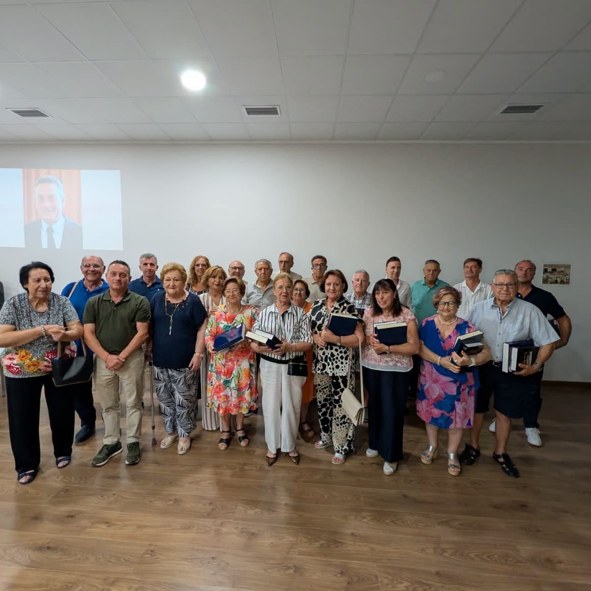 Pep Beltrán presenta 'Un siglo de municipalidad en Granja de Rocamora (1922-2026)' como homenaje a alcaldes y concejales Pep Beltrán presenta 'Un siglo de municipalidad en Granja de Rocamora (1922-2026)' como homenaje a alcaldes y concejales