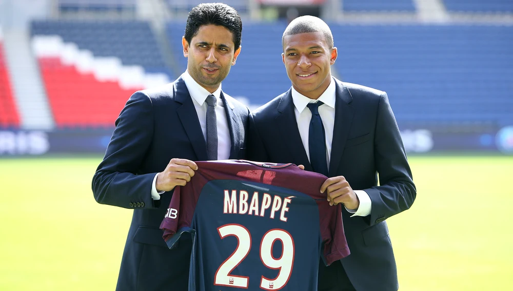Kylian Mbappé durante su presentación con el Paris Saint-Germain. Kylian Mbappé durante su presentación con el Paris Saint-Germain.