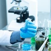 Un trabajador en un laboratorio/ GOBIERNO DE ASTURIAS/ Europa Press