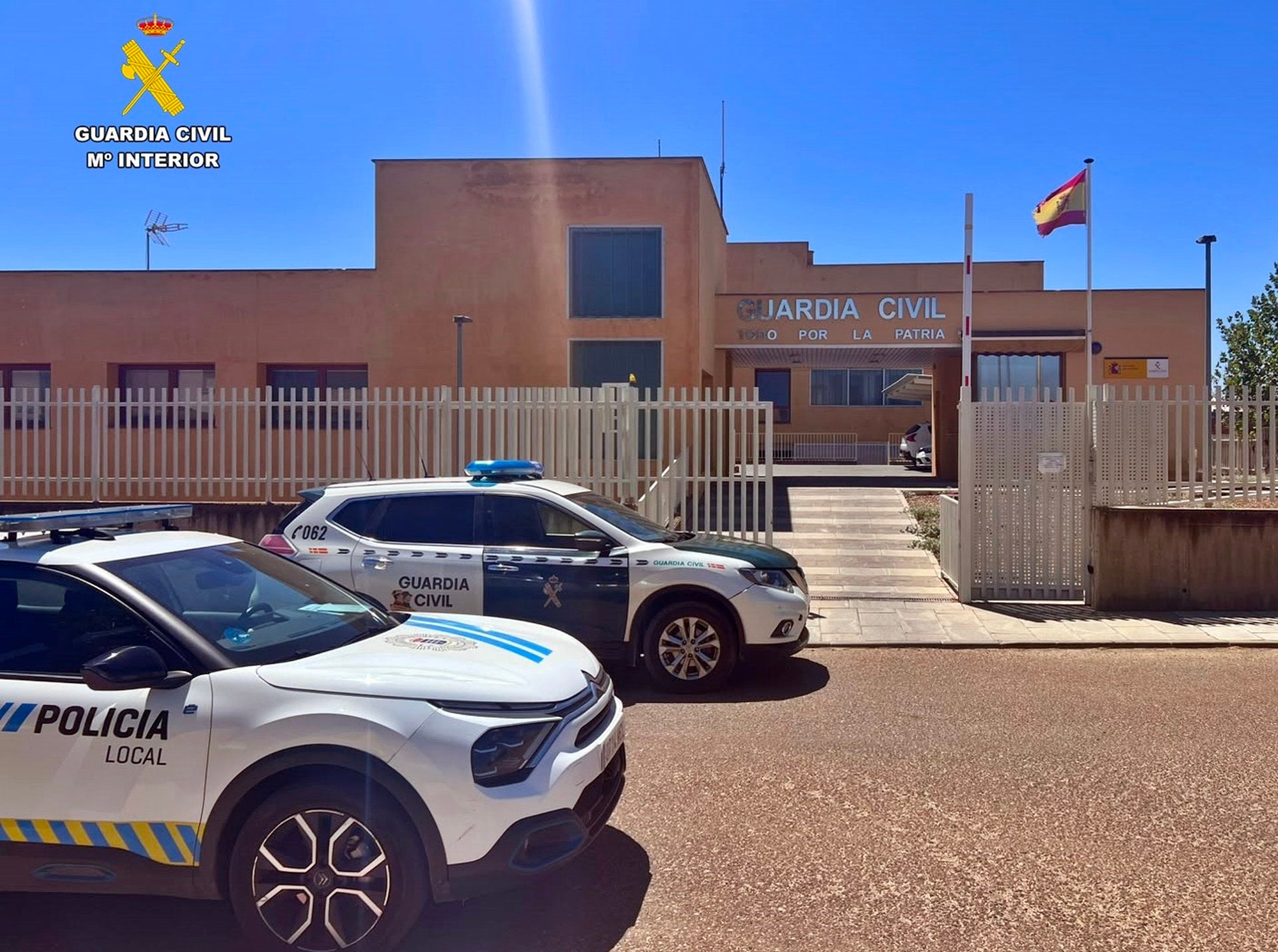 Detenido un vecino de Orellana que intentó atracar el estanco de la localidad y ser repelido por el encargado Detenido un vecino de Orellana que intentó atracar el estanco de la localidad y ser repelido por el encargado