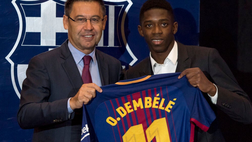 Ousmane Dembélé en su presentación con el FC Barcelona.