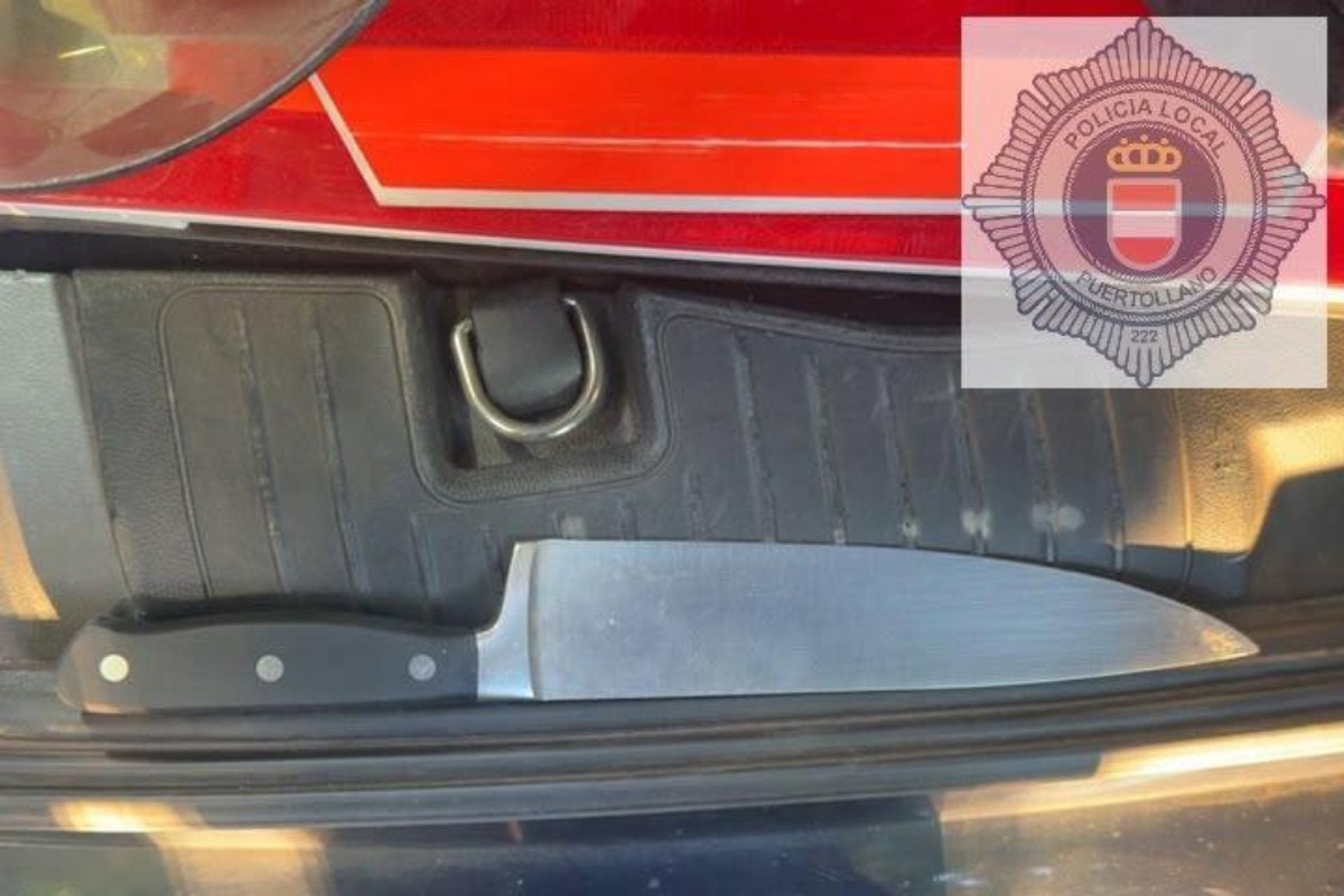 Detenido un hombre en Puertollano mientras amenazaba a su pareja con un cuchillo de grandes dimensiones Detenido un hombre en Puertollano mientras amenazaba a su pareja con un cuchillo de grandes dimensiones