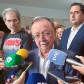 El presidente de Ceuta, Juan Vivas, atiende a los medios por la crisis migratoria