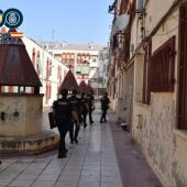 Agentes de la Policía Nacional durante la operación policial en Alcázar