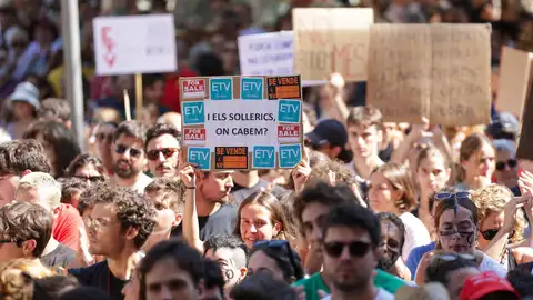 Manifestación contra la masificación turística El Govern asegura que comparte las reivindicaciones de la manifestación de Sóller y defiende que ha tomado medidas