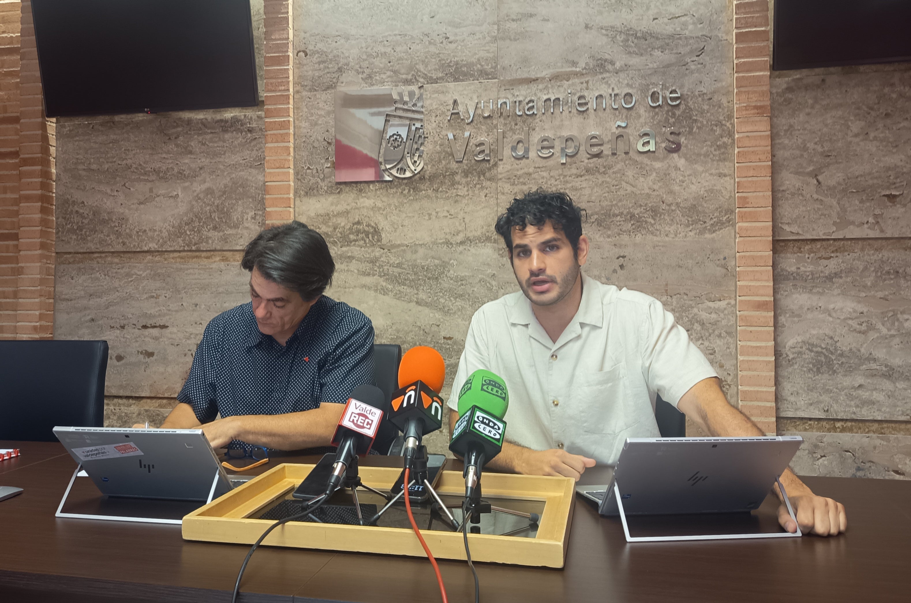 UxV estudia acudir a la vía penal si el alcalde de Valdepeñas no rectifica su actitud en los plenos UxV estudia acudir a la vía penal si el alcalde de Valdepeñas no rectifica su actitud en los plenos
