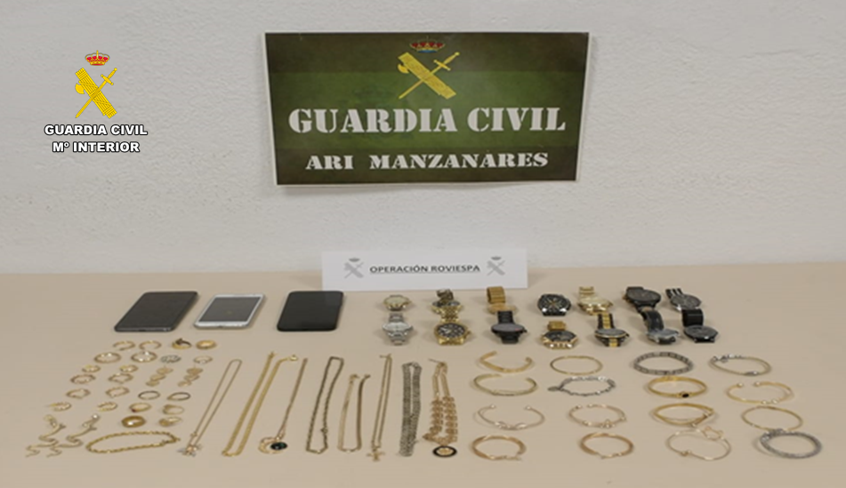 Detienen a un grupo criminal dedicado a los robos en viviendas de Manzanares, Membrilla y La Solana Detienen a un grupo criminal dedicado a los robos en viviendas de Manzanares, Membrilla y La Solana