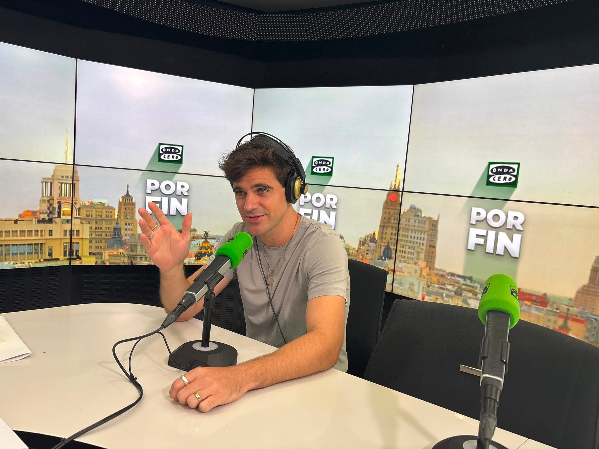 Gonzalo Ramos se pasa a la política en su nueva obra Canadá episode artwork