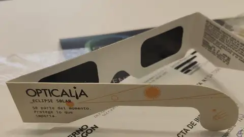 El Gobierno de Navarra alerta sobre gafas para eclipses solares que pueden provocar lesiones oculares graves El Gobierno de Navarra alerta sobre gafas para eclipses solares que pueden provocar lesiones oculares graves