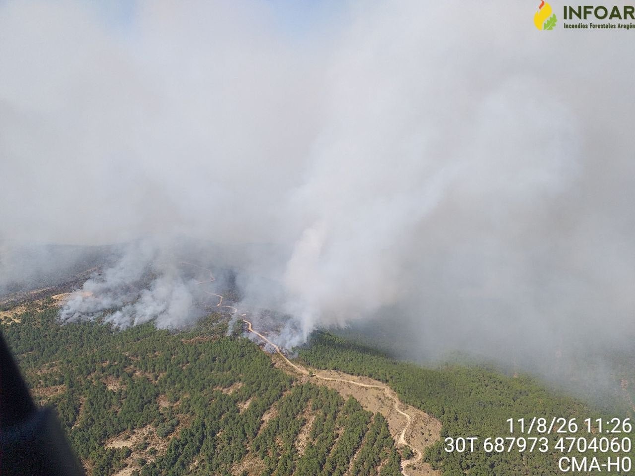 El incendio de Las Peñas de Riglos afecta ya a 4.000 hectáreas El incendio de Las Peñas de Riglos afecta ya a 4.000 hectáreas