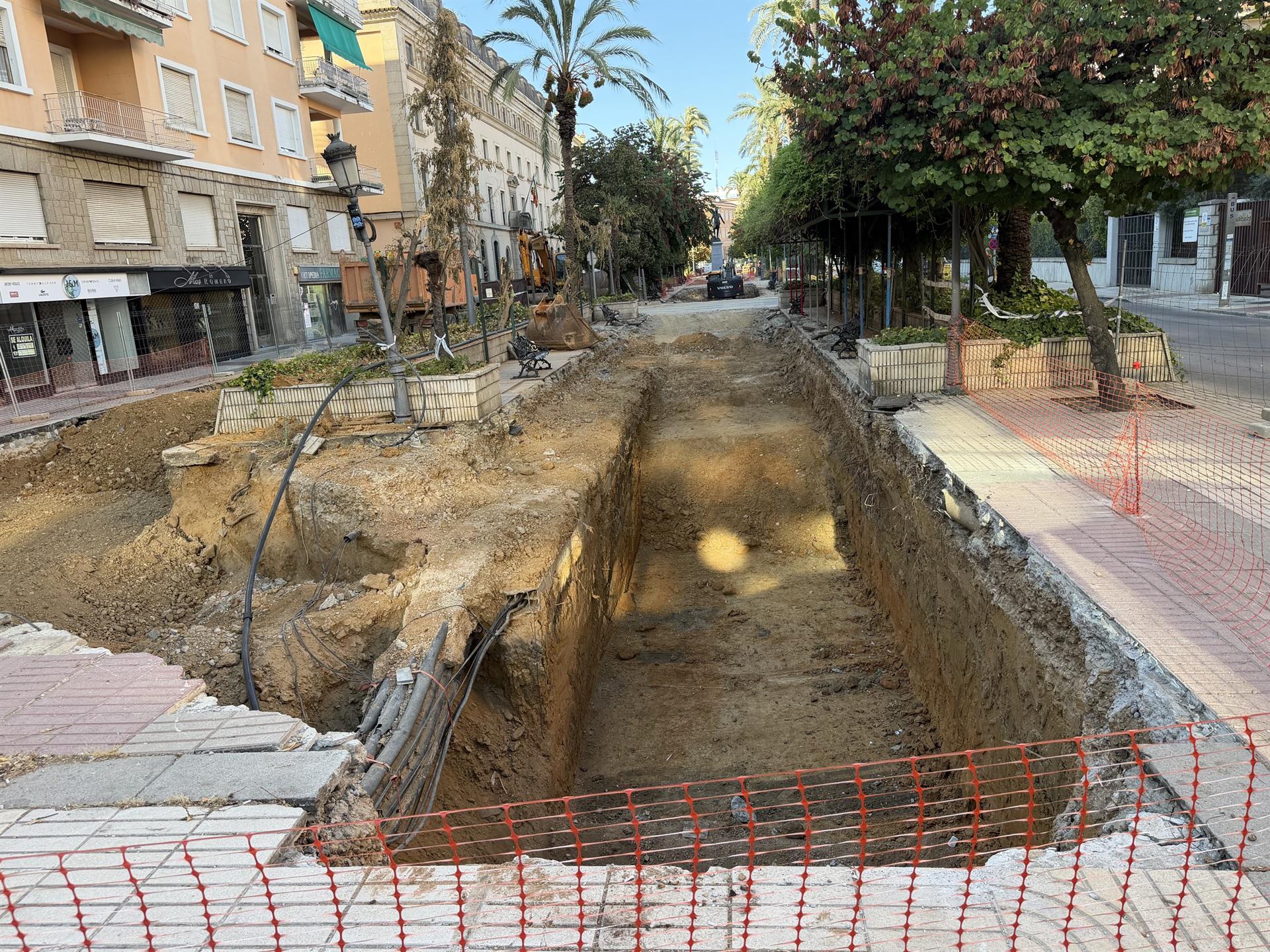 El PSOE de Badajoz pide conocer qué parte del cementerio islámico se ha investigado antes de cerrar la excavación El PSOE de Badajoz pide conocer qué parte del cementerio islámico se ha investigado antes de cerrar la excavación