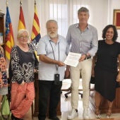 Villajoyosa firma un convenio con el Doble Amor para mejorar infraestructuras y garantizar la movilidad de los usuarios