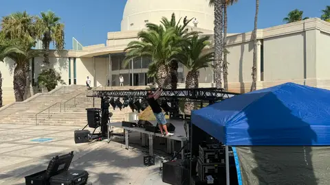 Castellón habilita una zona de foodtrucks en el Grao para acompañar la jornada del eclipse Castellón habilita una zona de foodtrucks en el Grao para acompañar la jornada del eclipse