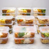 Entra en vigor el nuevo reglamento de envases: qué cambia a partir de ahora con los alimentos envasados Entra en vigor el nuevo reglamento de envases: qué cambia a partir de ahora con los alimentos envasados