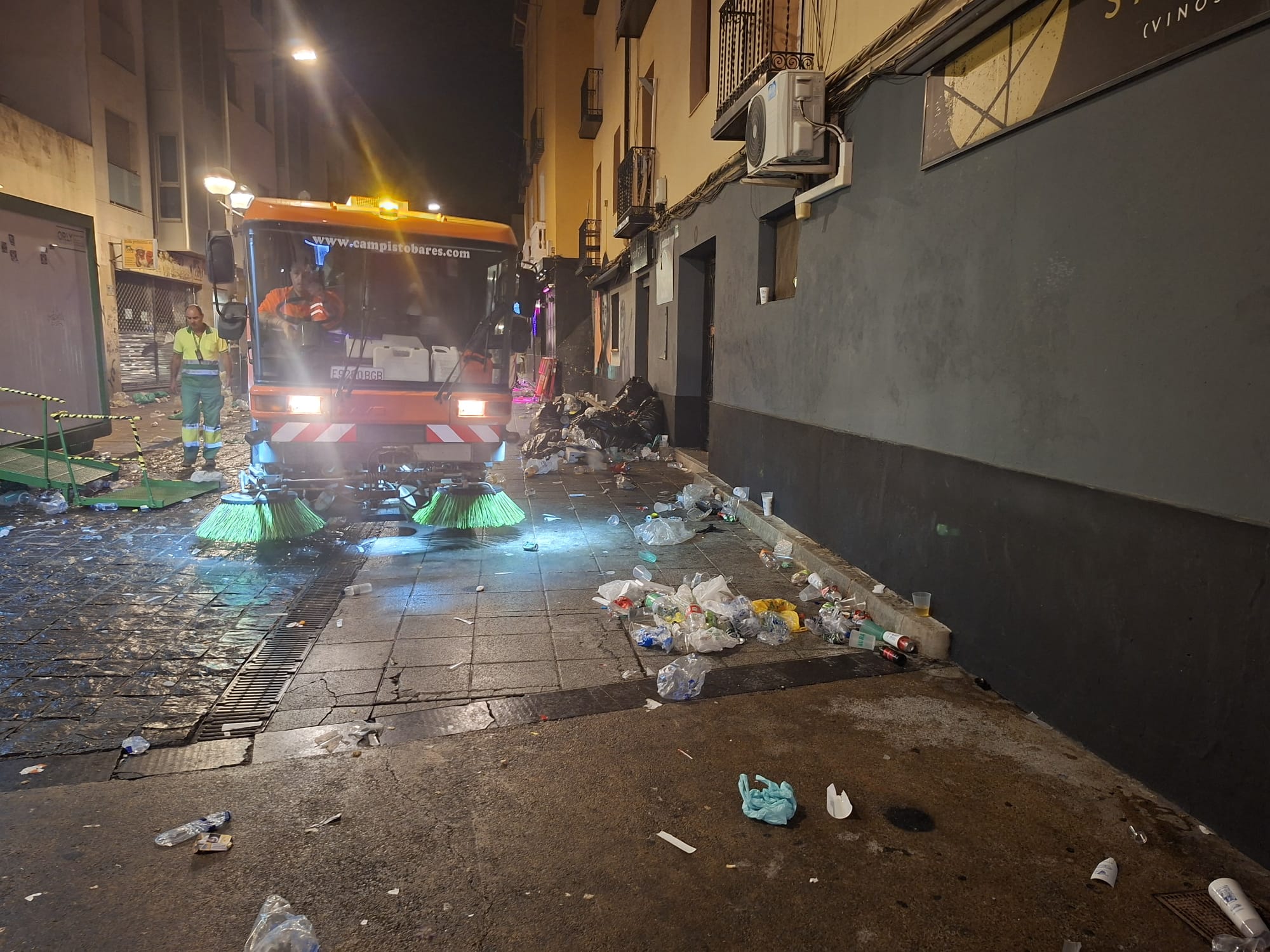 Recogidas en Huesca 250 toneladas de residuos en los tres primeros días de fiestas Recogidas en Huesca 250 toneladas de residuos en los tres primeros días de fiestas