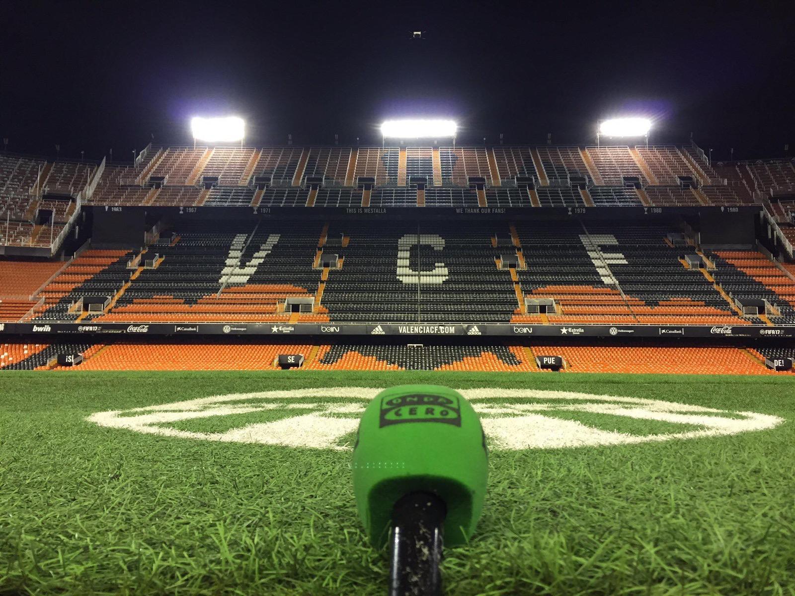 Cuando el eclipse solar llegó al Valencia CF Cuando el eclipse solar llegó al Valencia CF