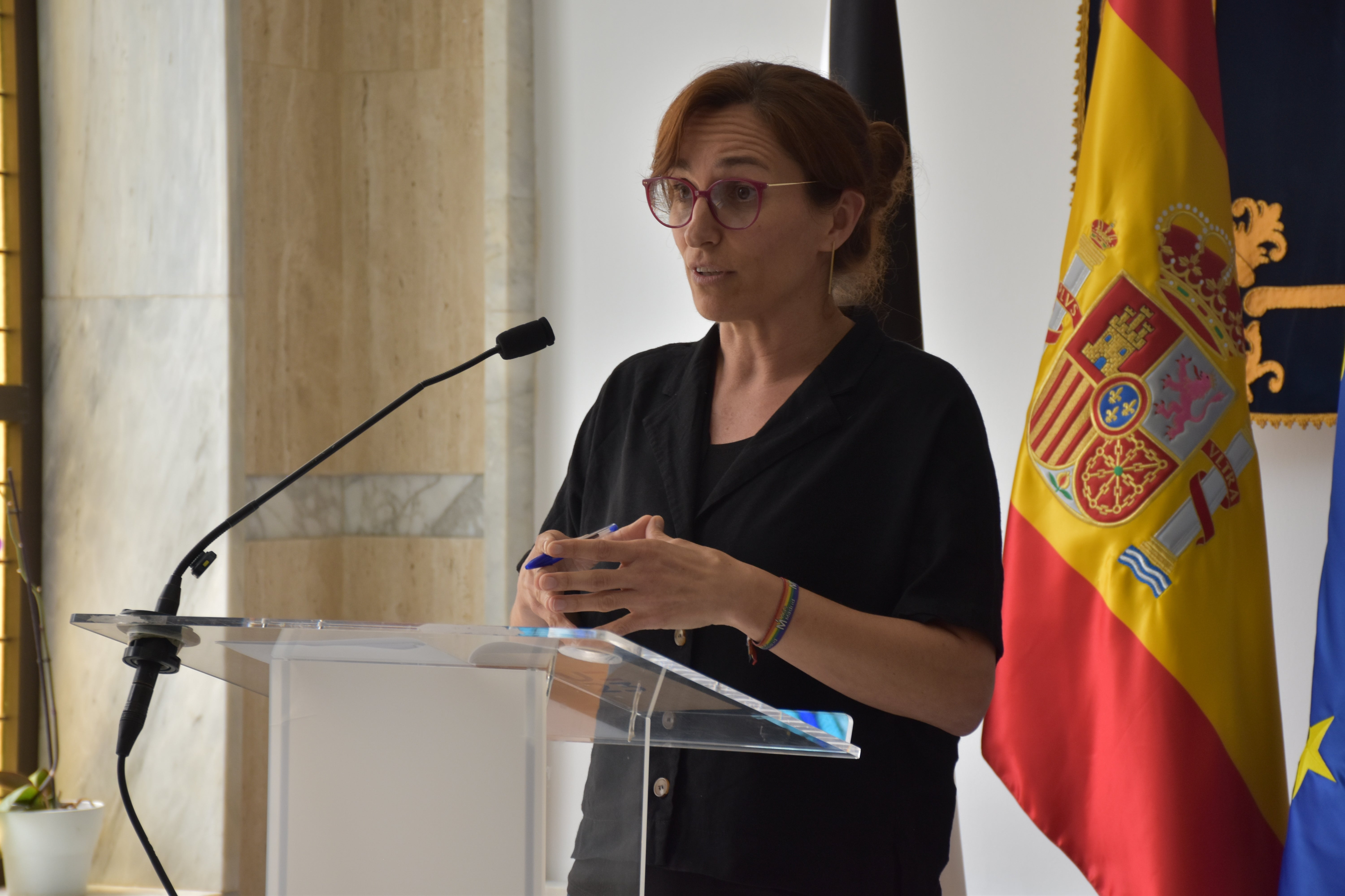Tertulia: El "no colapso sanitario" ante la crisis migratoria de Ceuta de Mónica García episode artwork