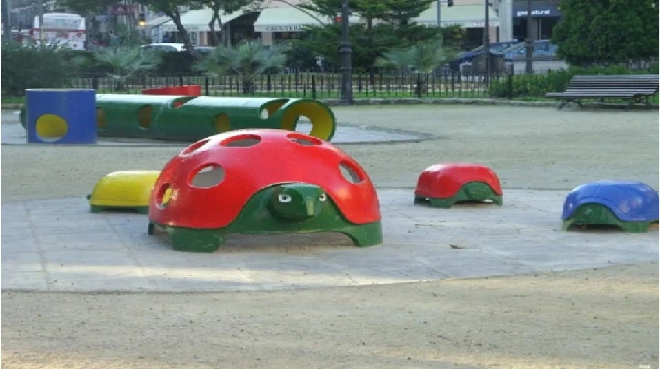 El Ayuntamiento destina 54.000 euros para remodelar la histórica área de juegos infantiles de la Glorieta El Ayuntamiento destina 54.000 euros para remodelar la histórica área de juegos infantiles de la Glorieta