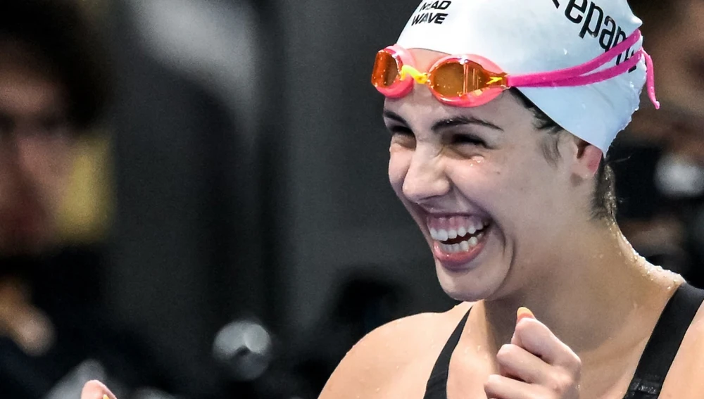 Alegría de Laura Cabanes tras conseguir el tercer puesto en la final Alegría de Laura Cabanes tras conseguir el tercer puesto en la final
