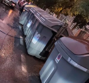 Alicante intensifica con el Plan de Choque en barrios la hidrolimpieza de manchas en contenedores, aceras y plazas&nbsp;