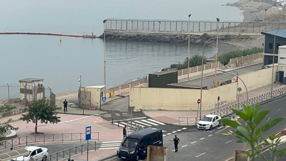 Vista de la frontera entre Espa&ntilde;a y Marruecos/ Gabriela Sard&aacute; N&uacute;&ntilde;ez / Europa Press