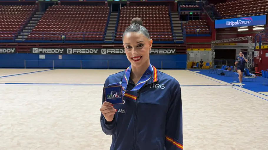 Salma Solaun con la medalla lograda en el Mundial Salma Solaun con la medalla lograda en el Mundial