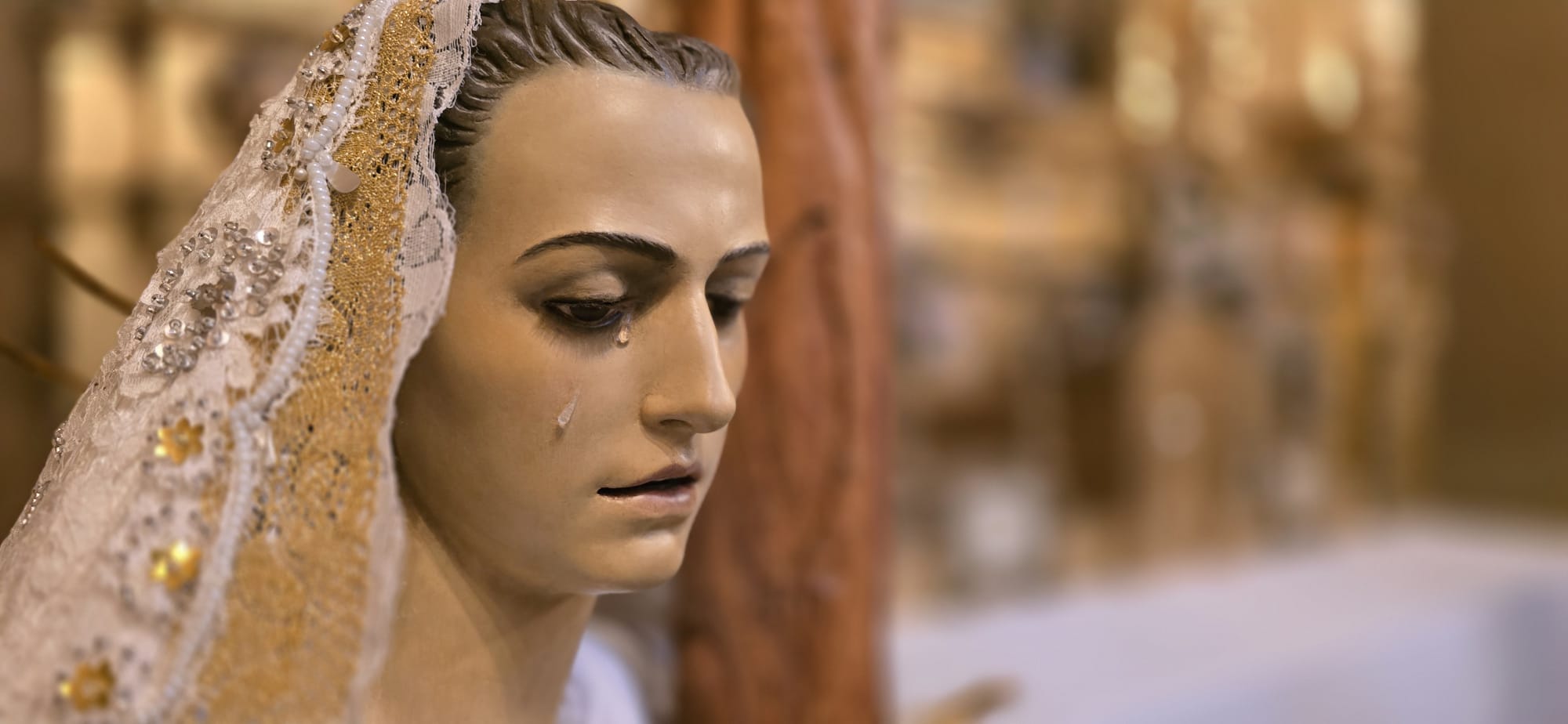 Nuestra Señora de la Amargura, ya se encuentra nuevamente expuesta al culto en Hellín Nuestra Señora de la Amargura, ya se encuentra nuevamente expuesta al culto en Hellín