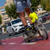 La Policía Local de l’Alfàs intensifica en Fiestas de l’Albir los controles de los patinetes eléctricos La Policía Local de l’Alfàs intensifica en Fiestas de l’Albir los controles de los patinetes eléctricos