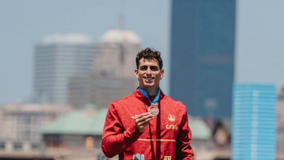 David Llorente pirag&uuml;ista 