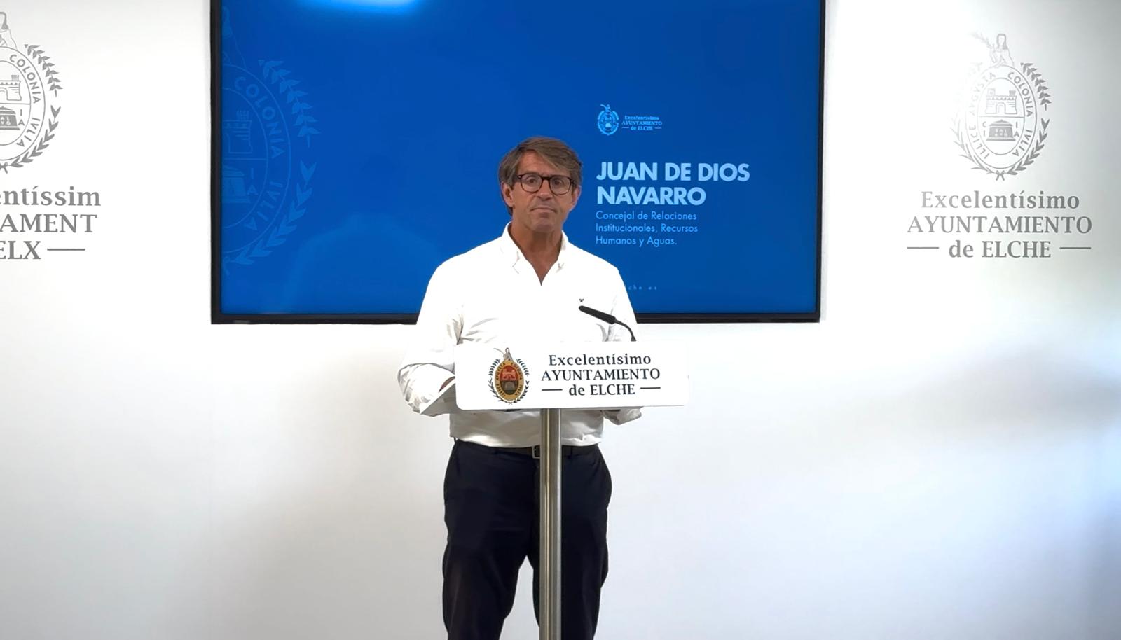 Tres de cada cuatro funcionarios del Ayuntamiento de Elche se han inscrito en la Carrera Profesional Tres de cada cuatro funcionarios del Ayuntamiento de Elche se han inscrito en la Carrera Profesional