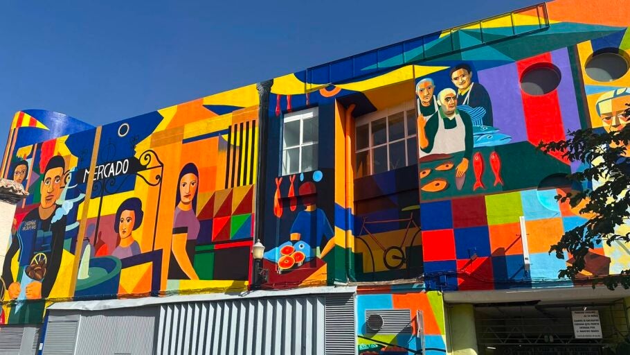 Nuevo mural del Mercado Municipal de Valdepe&ntilde;as
