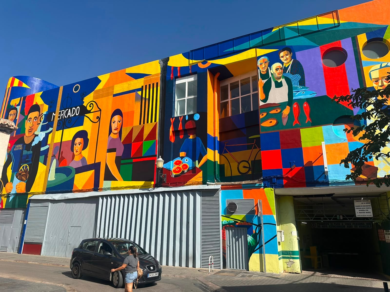 Nuevo mural artístico en "Valcentro" Nuevo mural artístico en "Valcentro"