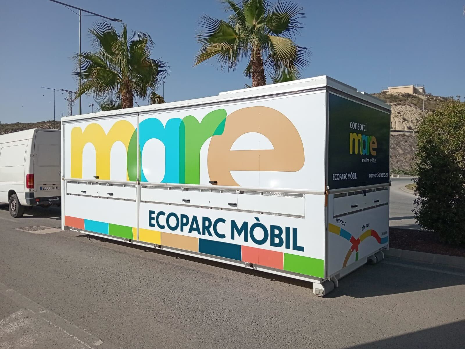 El Consorci Mare bonifica con 110.000 a más 12.200 ciudadanos por usar los ecoparques El Consorci Mare bonifica con 110.000 a más 12.200 ciudadanos por usar los ecoparques