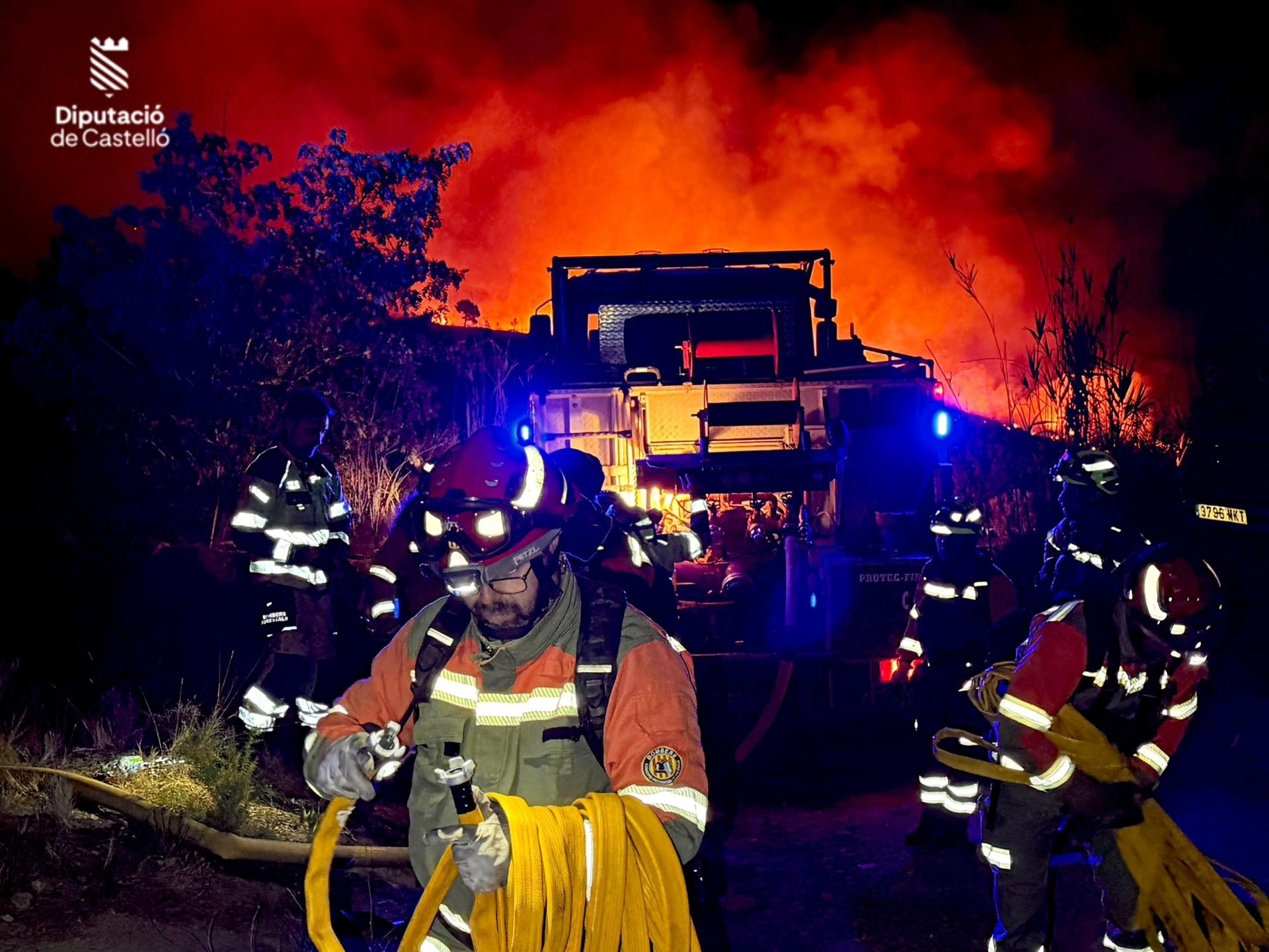 El incendio forestal de Segorbe afecta ya a 120 hectáreas El incendio forestal de Segorbe afecta ya a 120 hectáreas